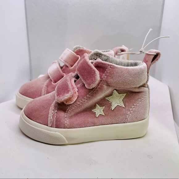 New!! Blush pink velvet hightop velcro toddler  Sz4 running shoes “Gymboree” - Picture 2 of 7